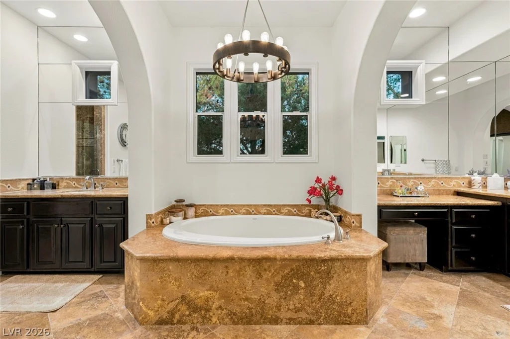 12056 Royal Dolnoch, Las Vegas, NV 89141