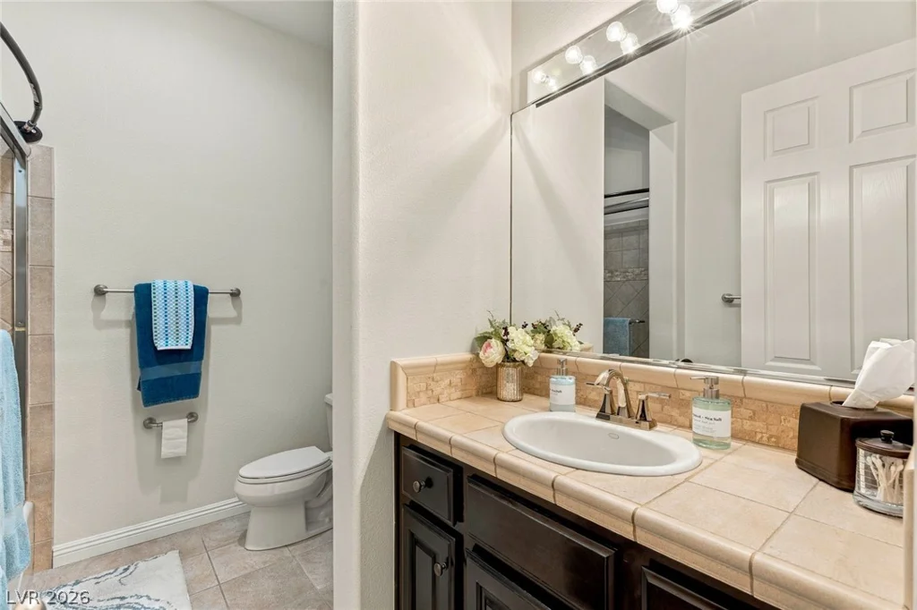12056 Royal Dolnoch, Las Vegas, NV 89141