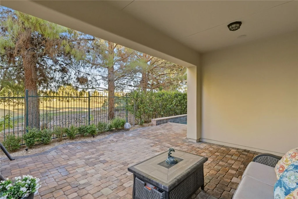 12056 Royal Dolnoch, Las Vegas, NV 89141