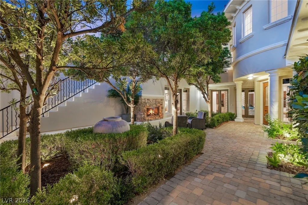12056 Royal Dolnoch, Las Vegas, NV 89141