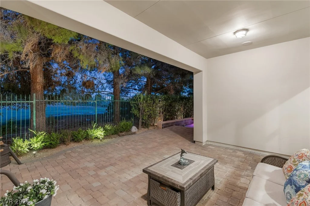 12056 Royal Dolnoch, Las Vegas, NV 89141