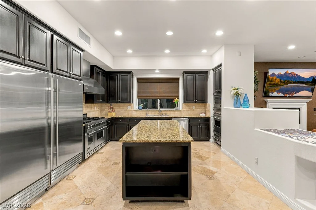 12056 Royal Dolnoch, Las Vegas, NV 89141