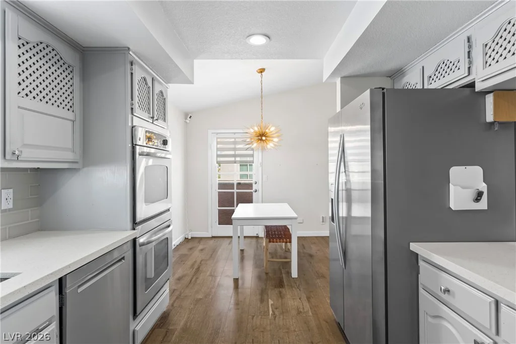 2824 Edmond, Las Vegas, NV 89146