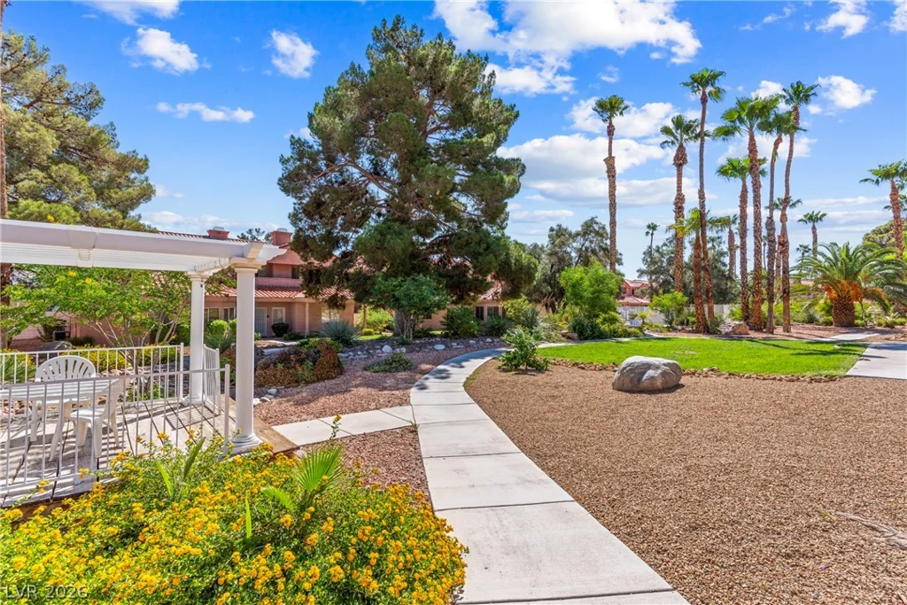 2824 Edmond, Las Vegas, NV 89146