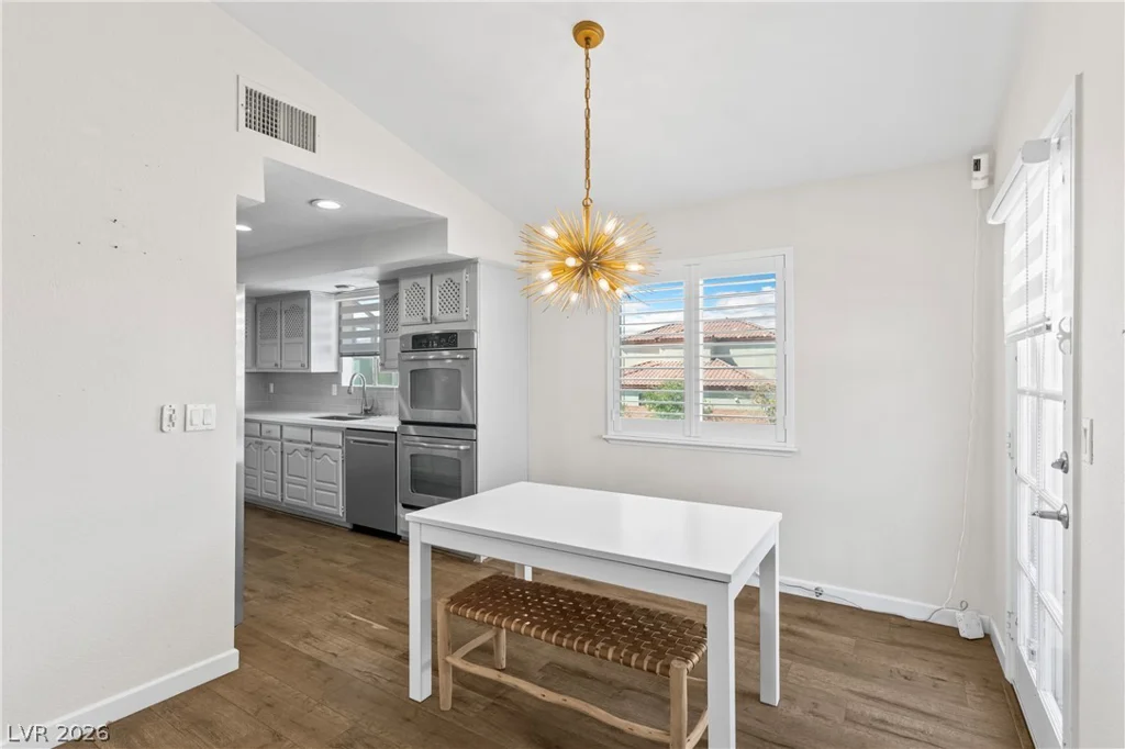 2824 Edmond, Las Vegas, NV 89146