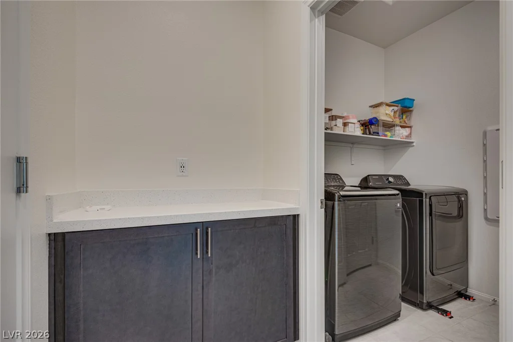 4715 Tindra, Las Vegas, NV 89121