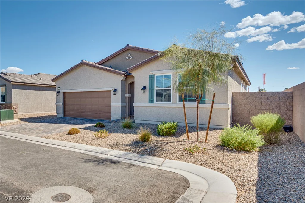4715 Tindra, Las Vegas, NV 89121