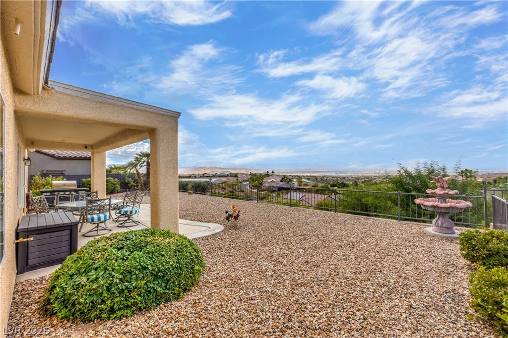 2550 Portsmouth Creek, Henderson, NV 89052