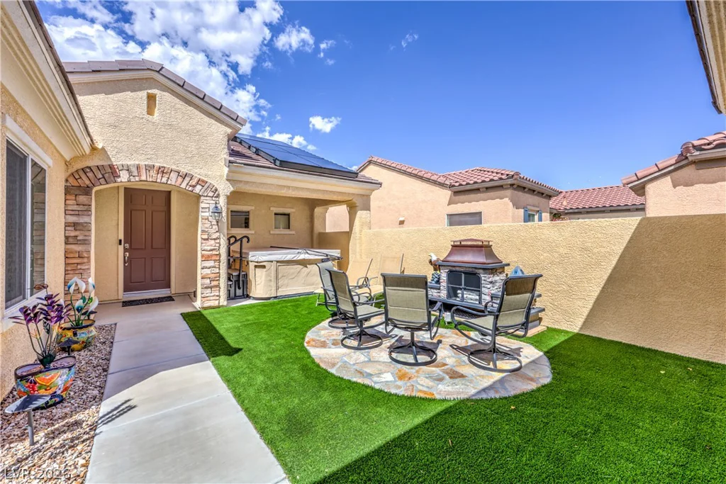 2550 Portsmouth Creek, Henderson, NV 89052