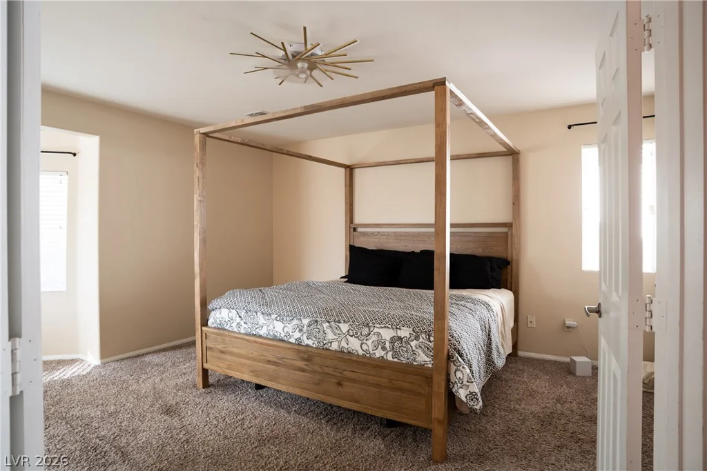 8301 Hollow Wharf, Las Vegas, NV 89128