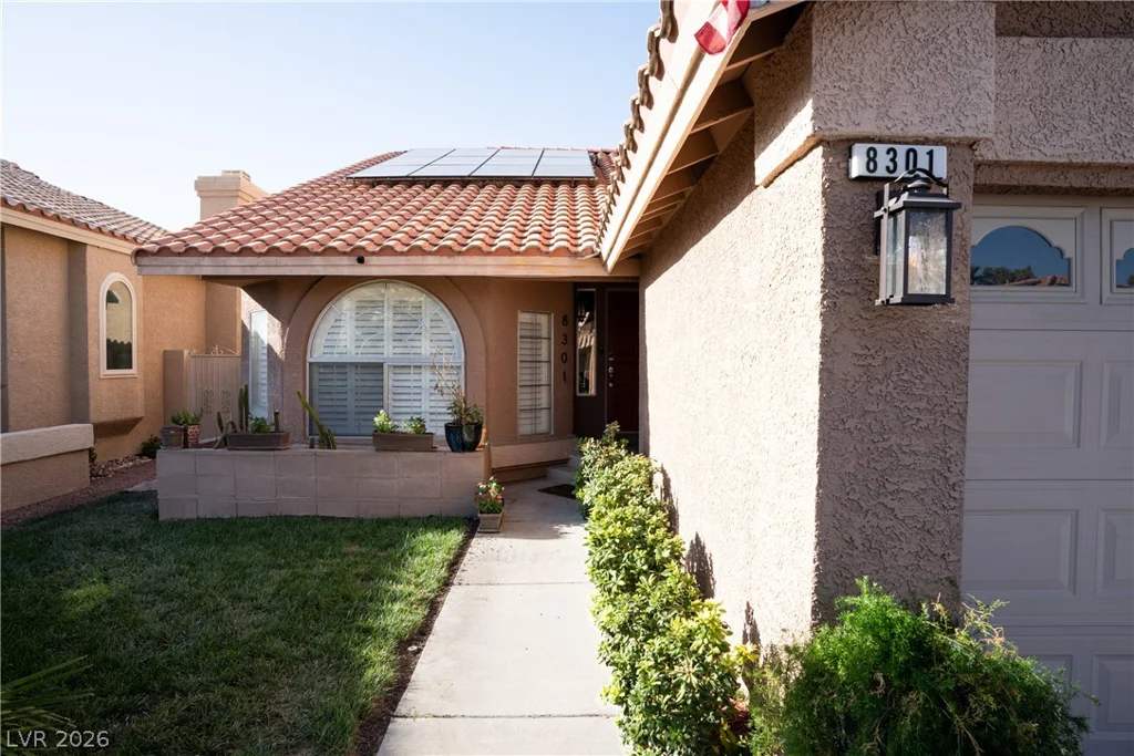 8301 Hollow Wharf, Las Vegas, NV 89128