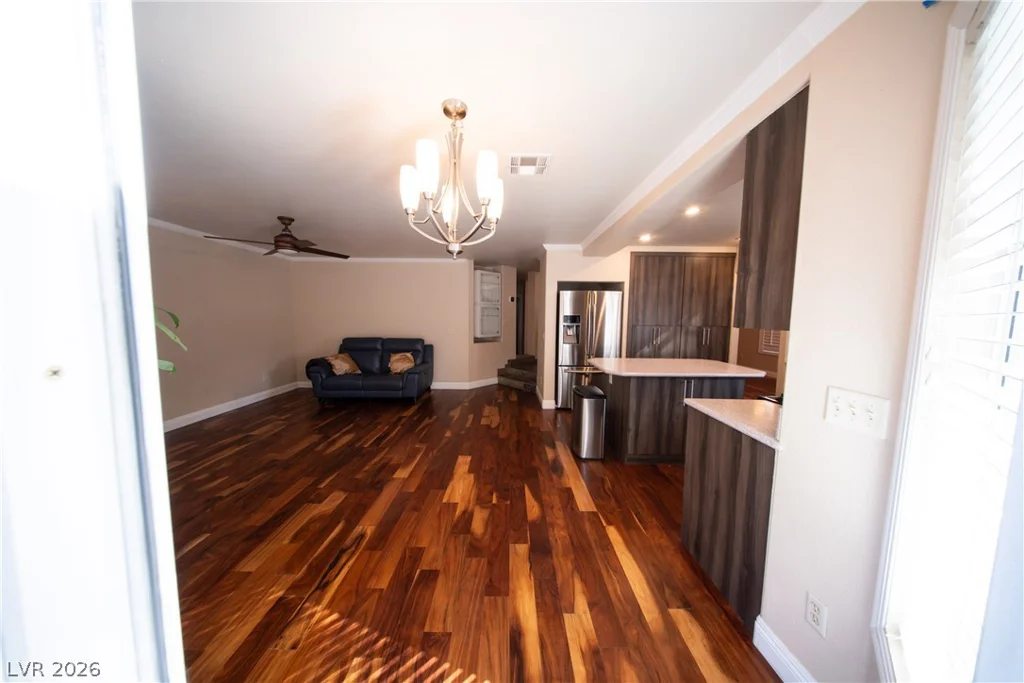 8301 Hollow Wharf, Las Vegas, NV 89128