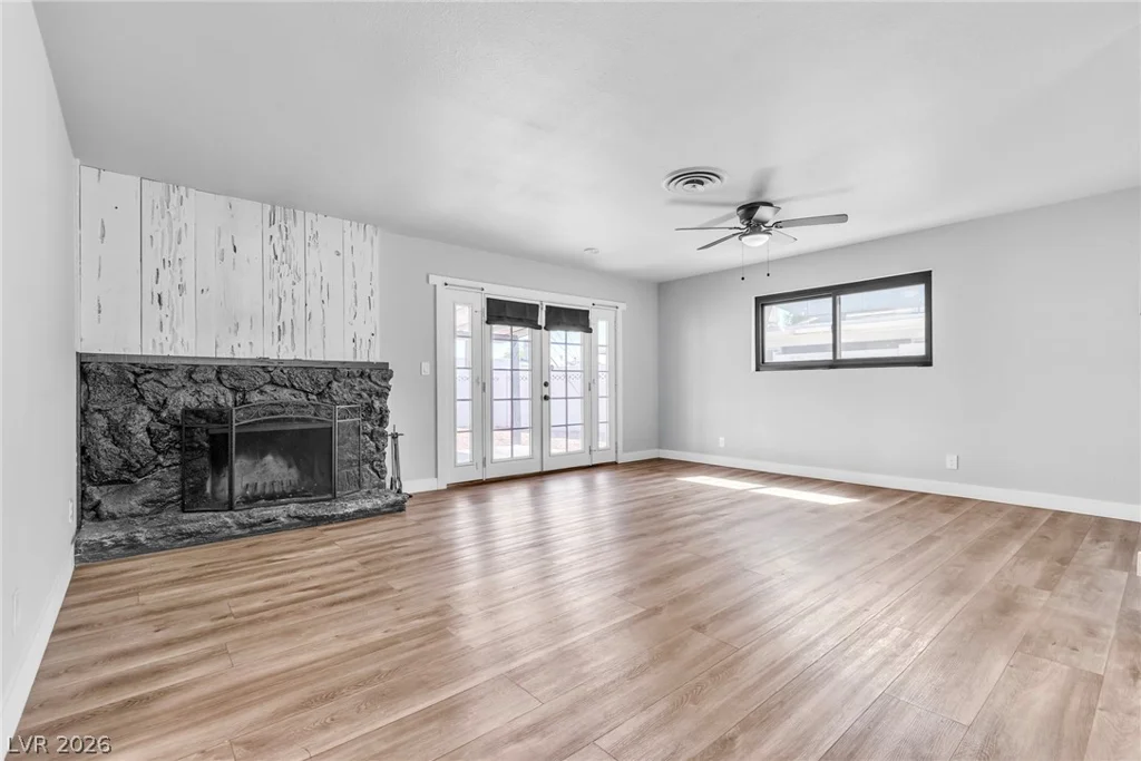 5804 Carmen, Las Vegas, NV 89108