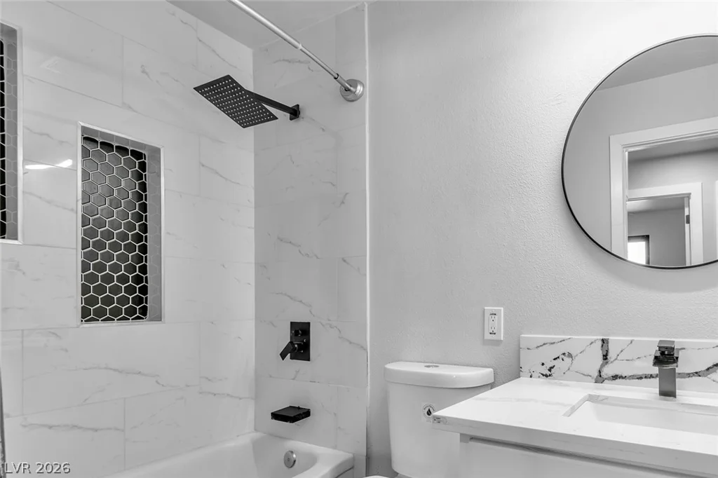 5804 Carmen, Las Vegas, NV 89108