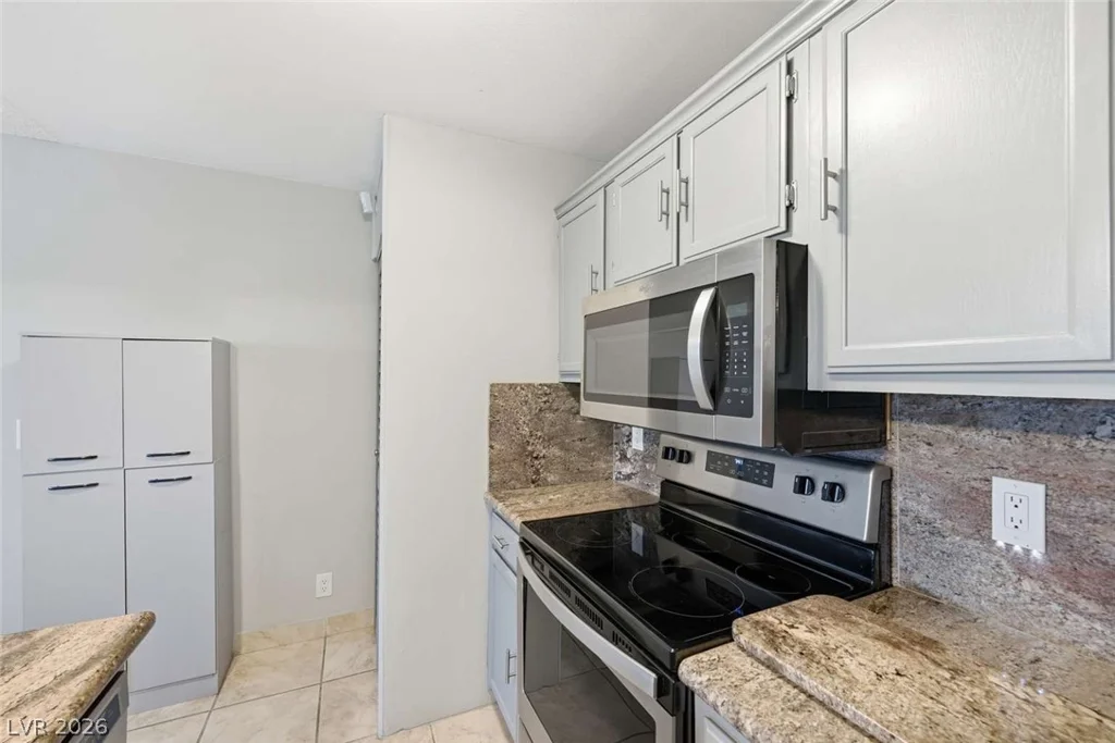 1361 University, Las Vegas, NV 89119