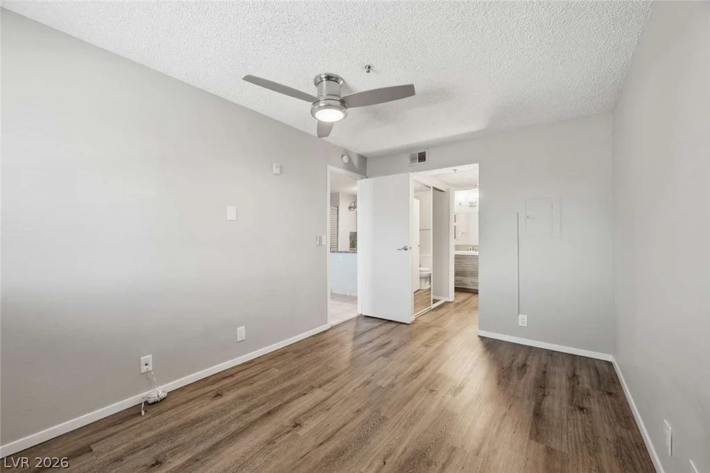 1361 University, Las Vegas, NV 89119