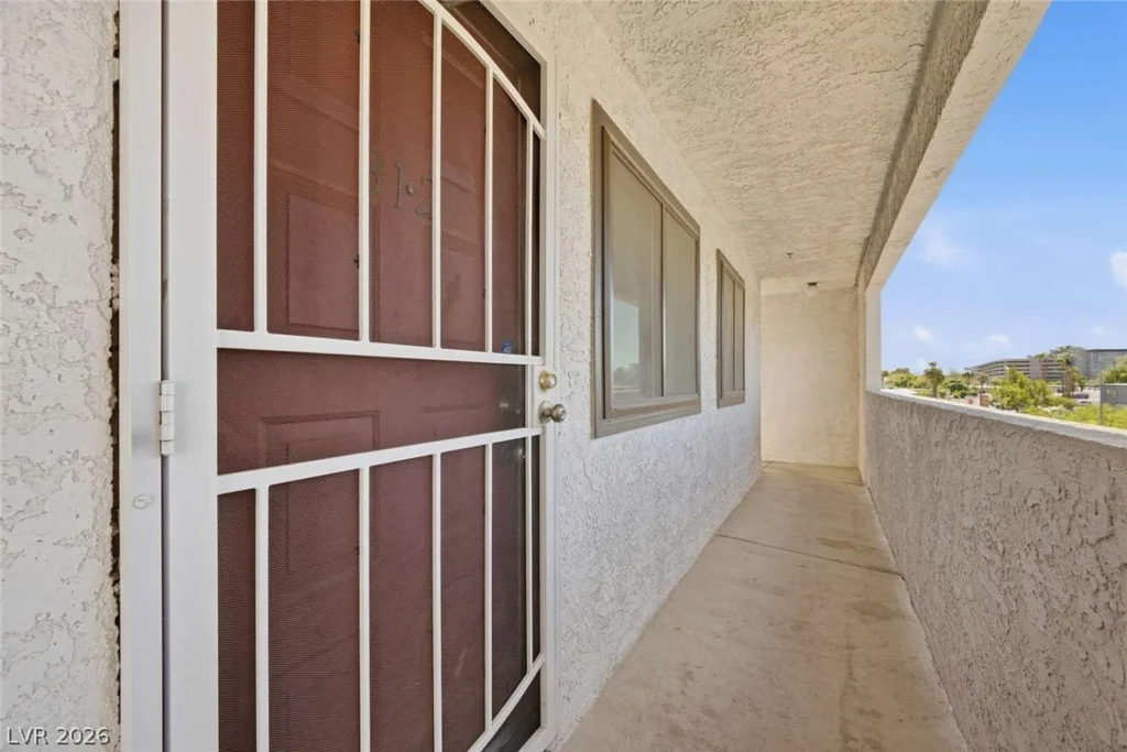 1361 University, Las Vegas, NV 89119