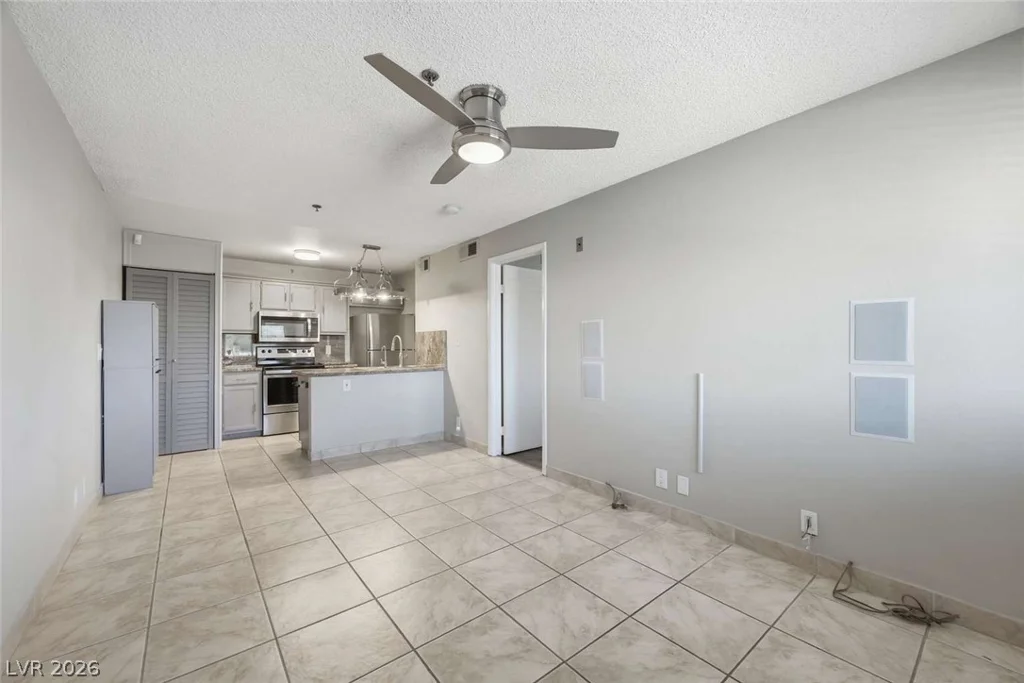 1361 University, Las Vegas, NV 89119