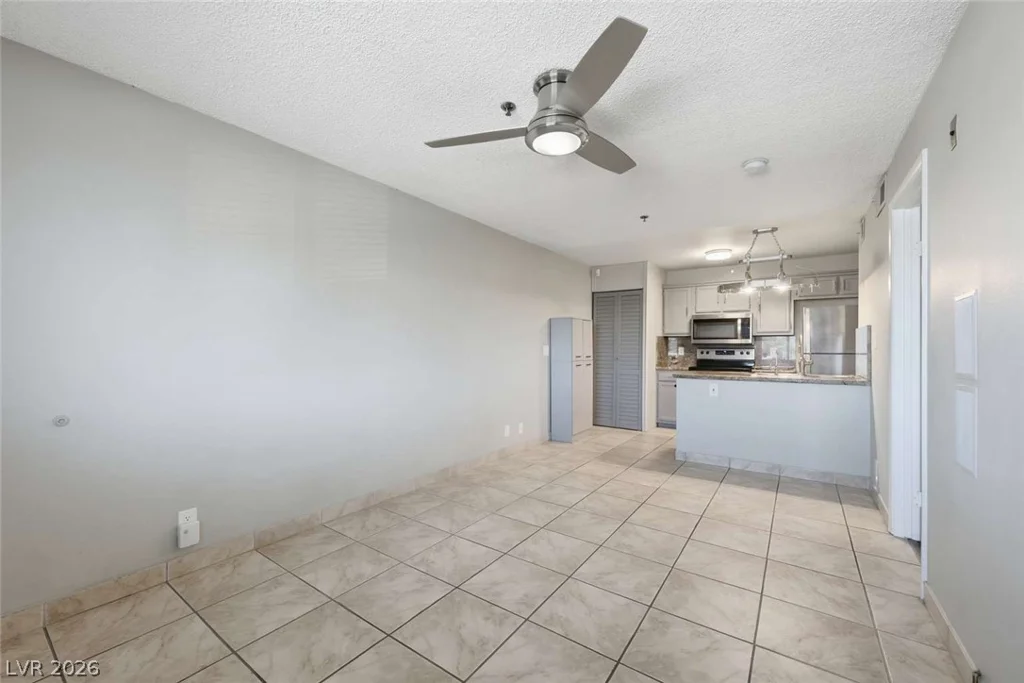 1361 University, Las Vegas, NV 89119