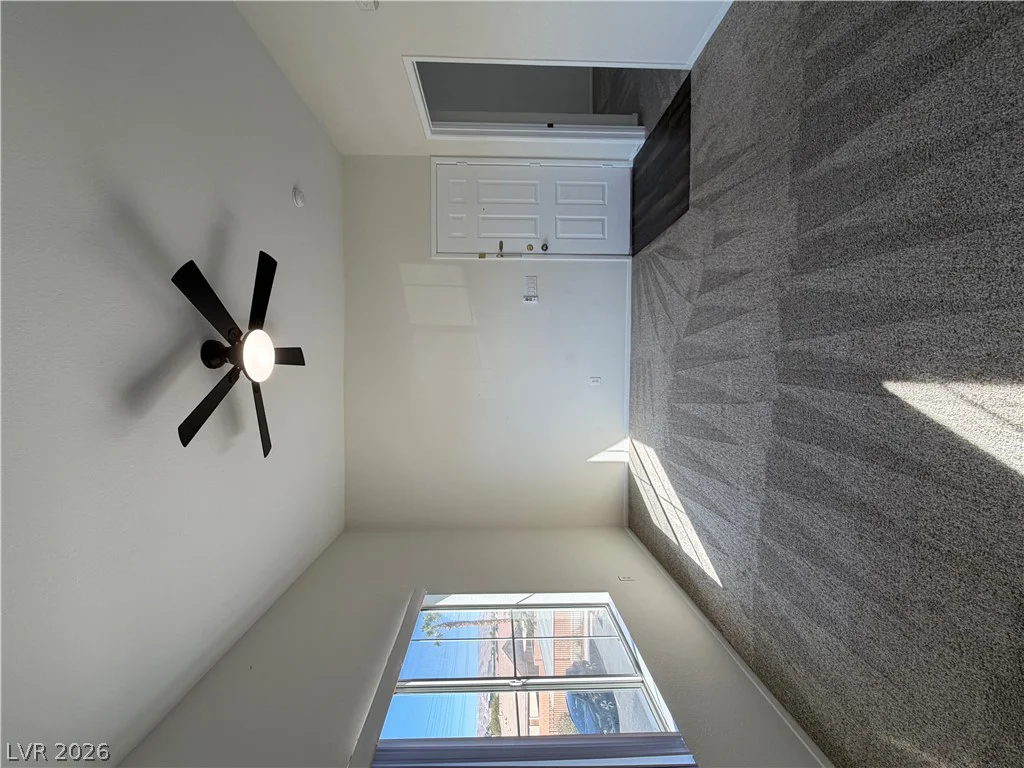 10245 Maryland, Las Vegas, NV 89183