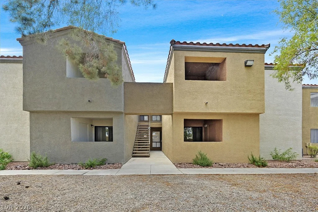 3151 Soaring Gulls, Las Vegas, NV 89128