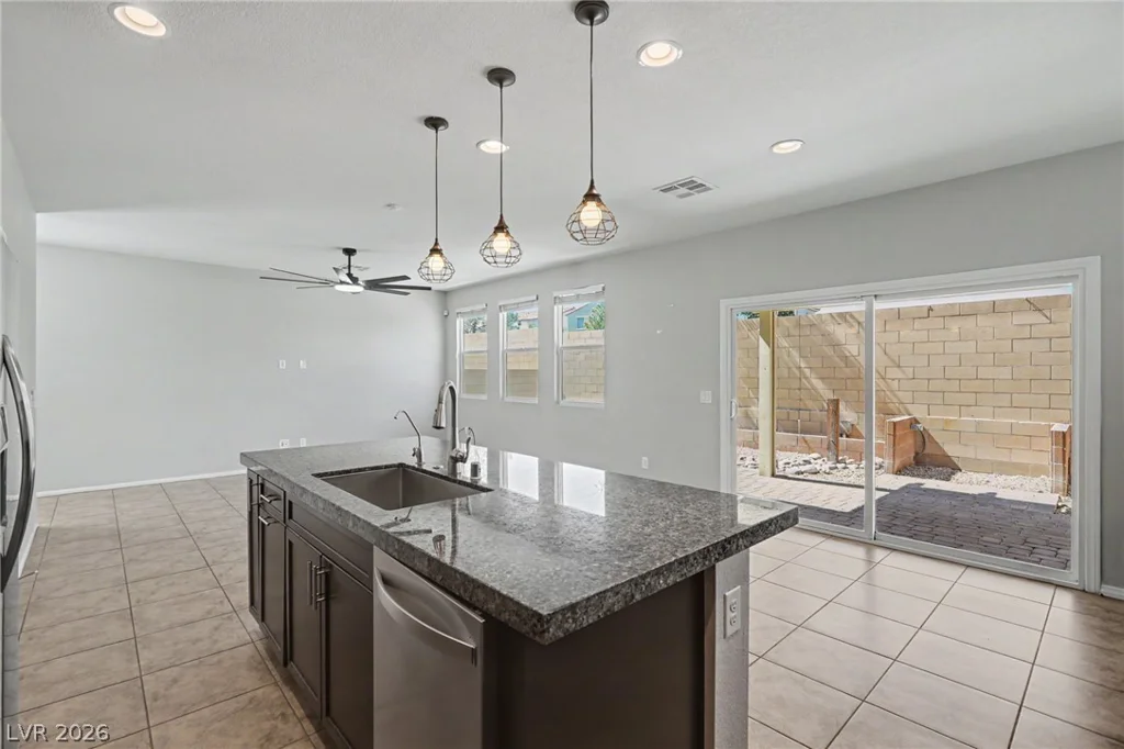5731 Sedona Springs, North Las Vegas, NV 89031