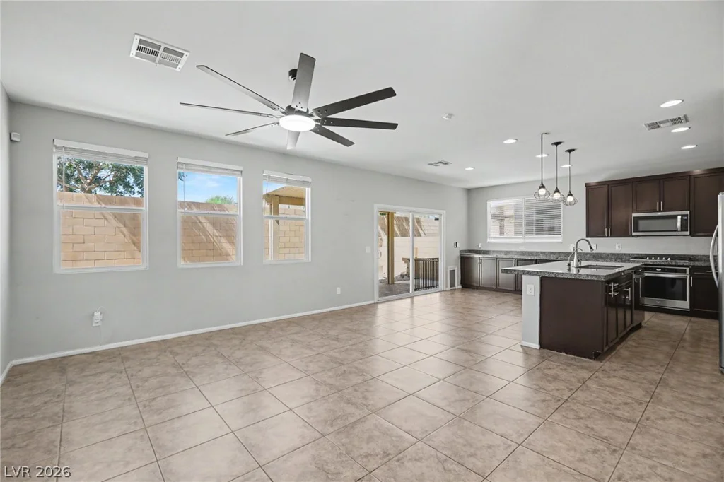 5731 Sedona Springs, North Las Vegas, NV 89031