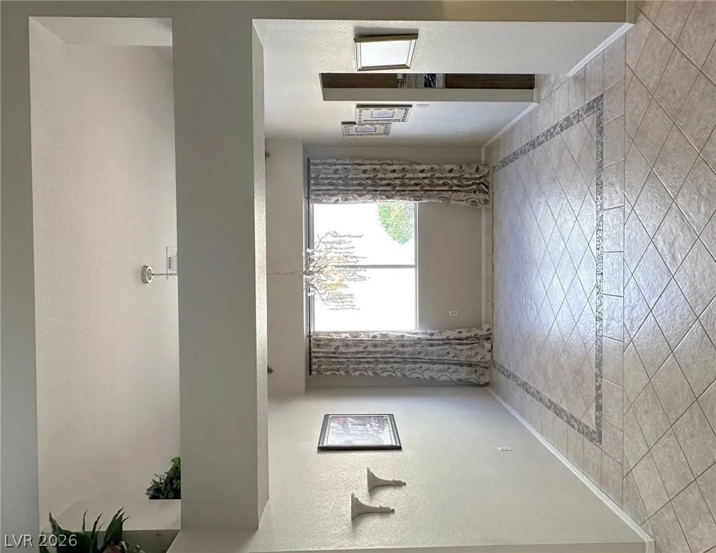 2428 Desert Butte, Las Vegas, NV 89134