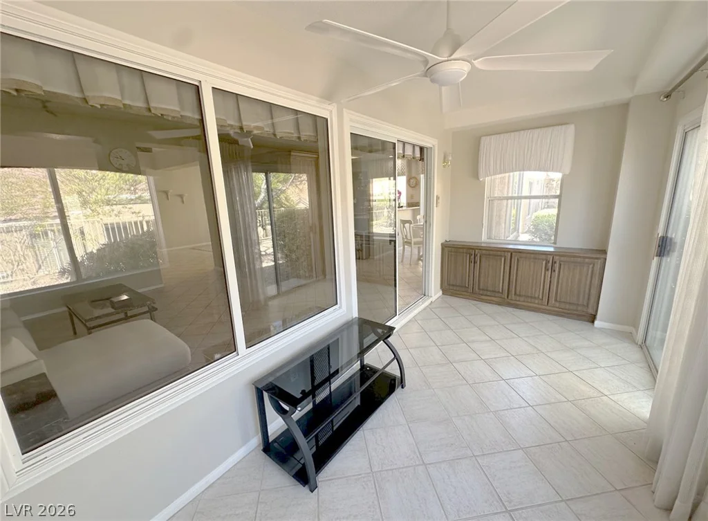 2428 Desert Butte, Las Vegas, NV 89134