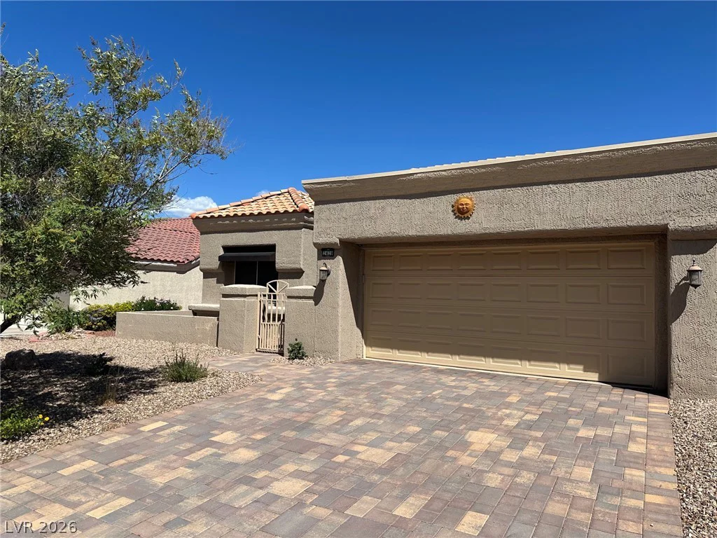 2428 Desert Butte, Las Vegas, NV 89134