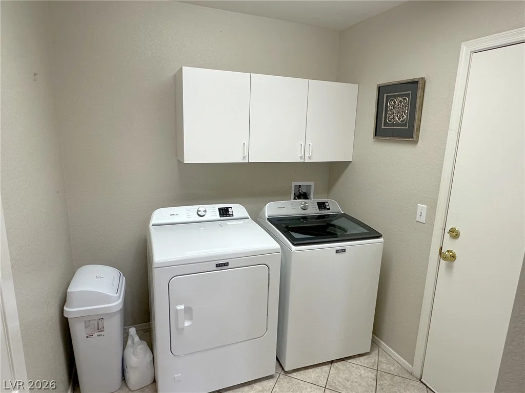 2428 Desert Butte, Las Vegas, NV 89134