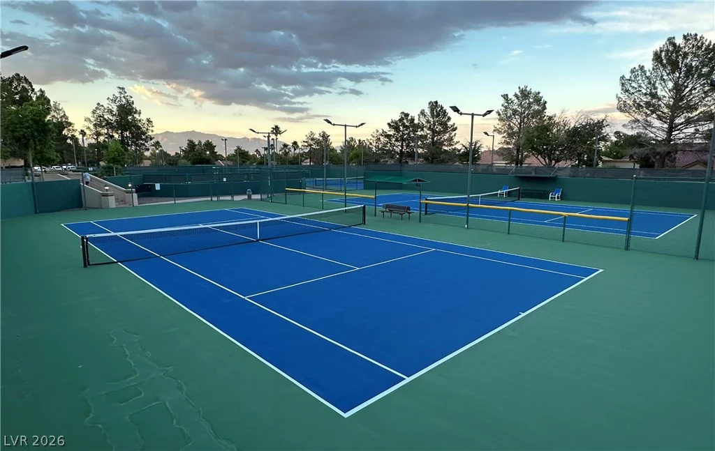 2428 Desert Butte, Las Vegas, NV 89134