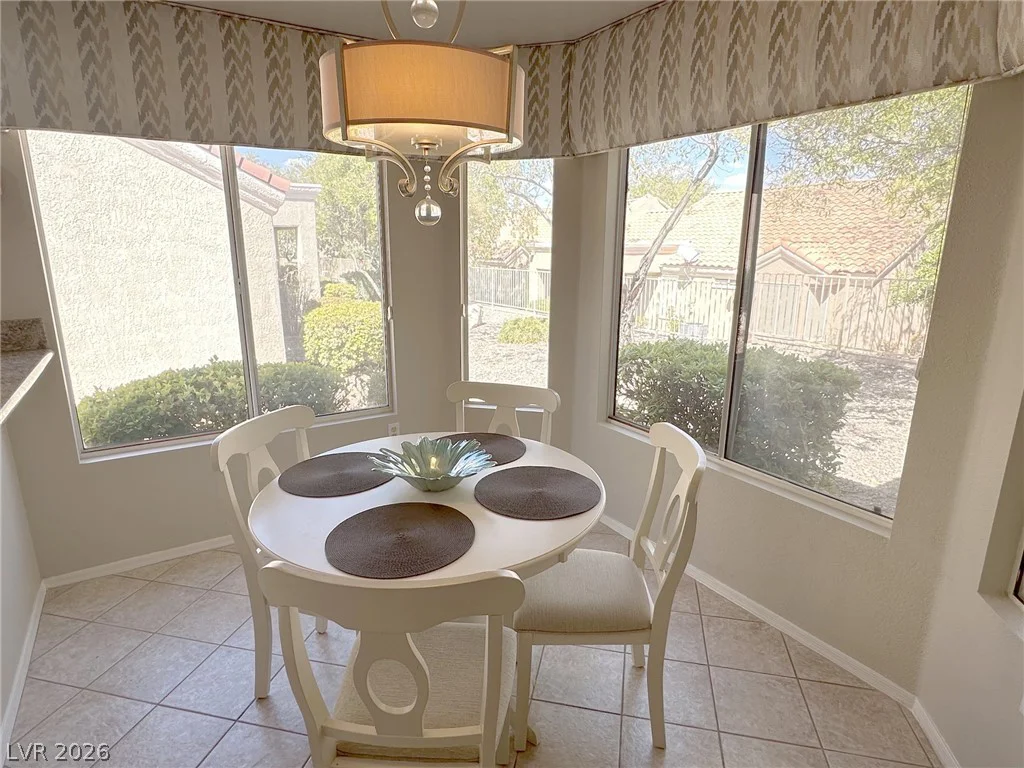 2428 Desert Butte, Las Vegas, NV 89134