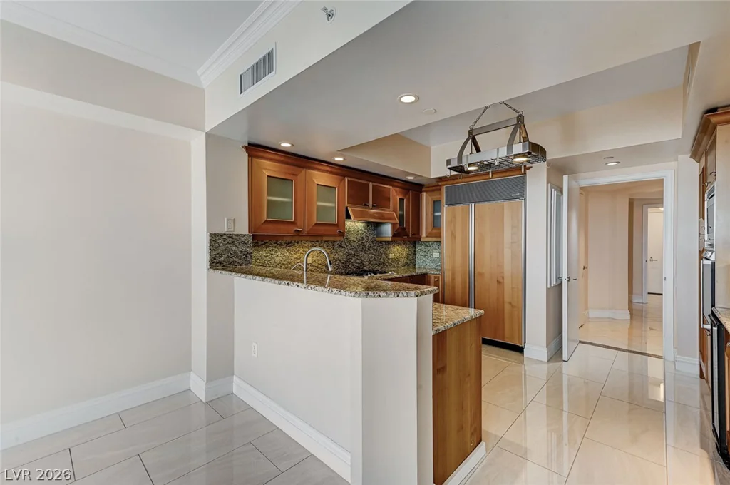 2777 Paradise, Las Vegas, NV 89109