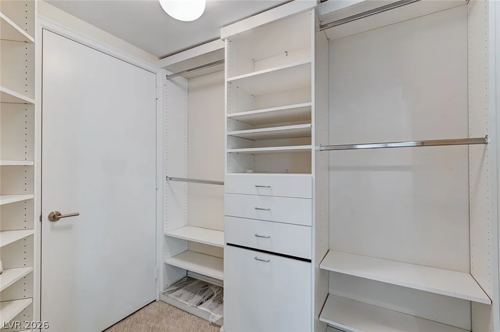 2777 Paradise, Las Vegas, NV 89109