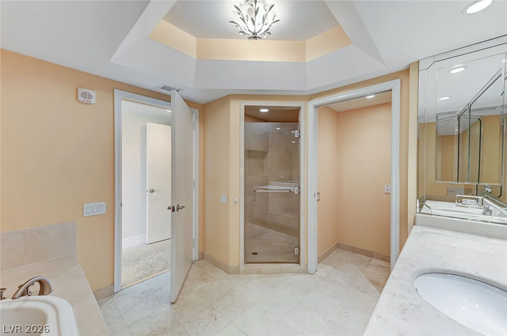 2777 Paradise, Las Vegas, NV 89109