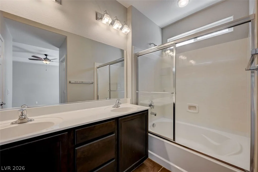 916 Baronet, Las Vegas, NV 89138