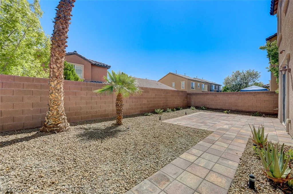 916 Baronet, Las Vegas, NV 89138
