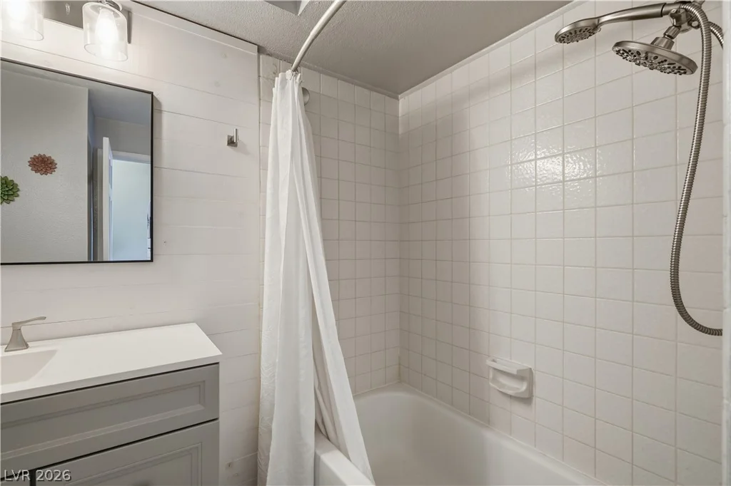 1404 Santa Margarita, Las Vegas, NV 89146