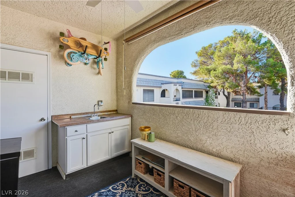 1404 Santa Margarita, Las Vegas, NV 89146