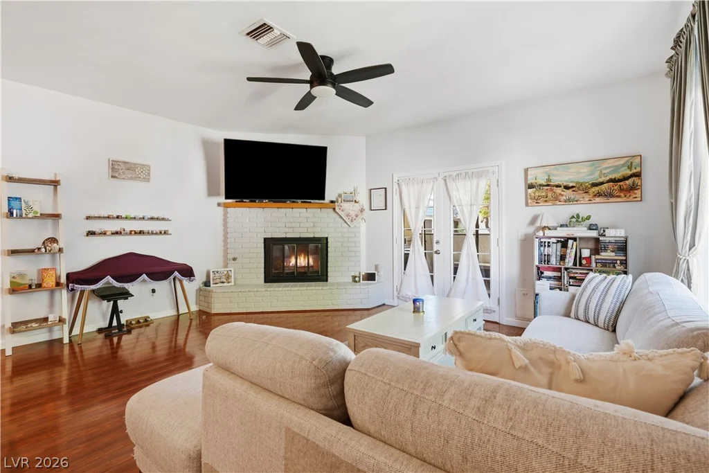 1404 Santa Margarita, Las Vegas, NV 89146