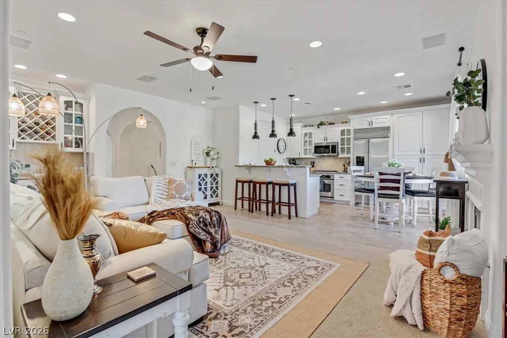 6 Verruca, Henderson, NV 89011