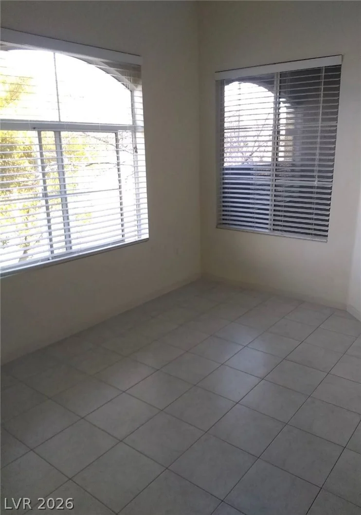 5525 Flamingo, Las Vegas, NV 89103