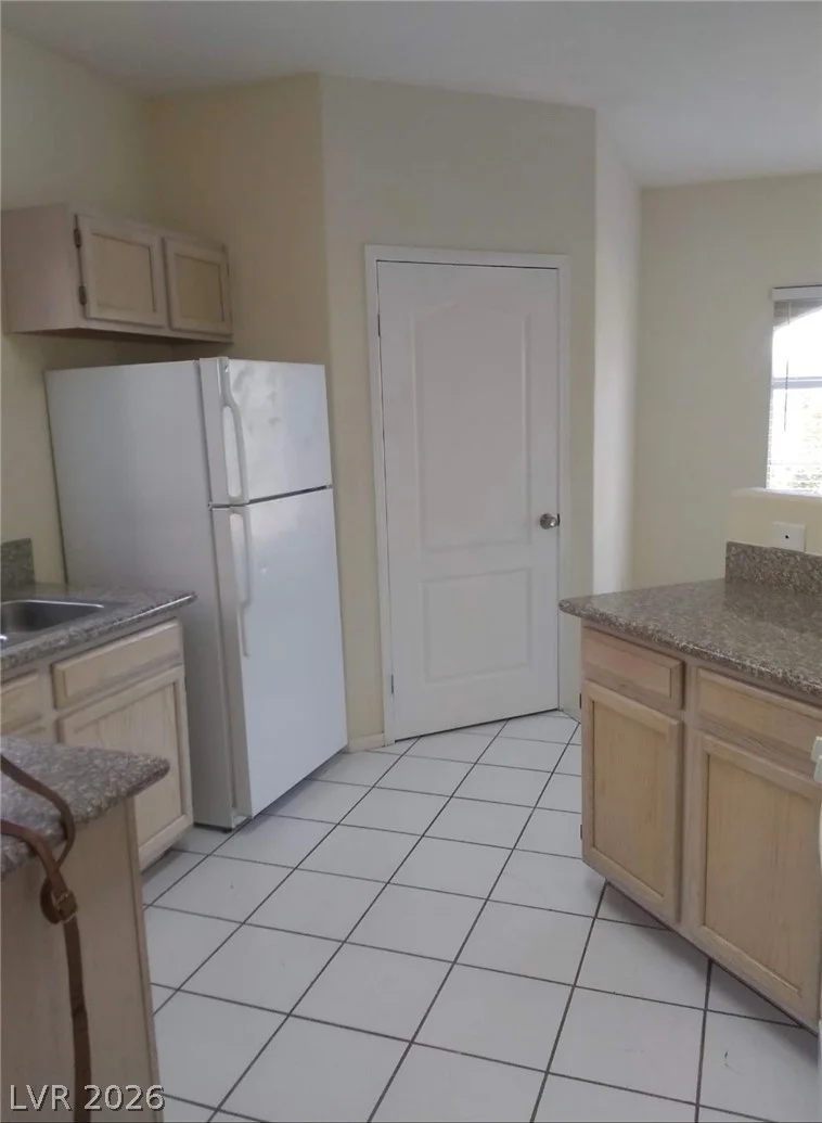 5525 Flamingo, Las Vegas, NV 89103
