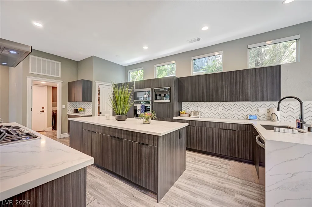 9005 Robinson Ridge, Las Vegas, NV 89117