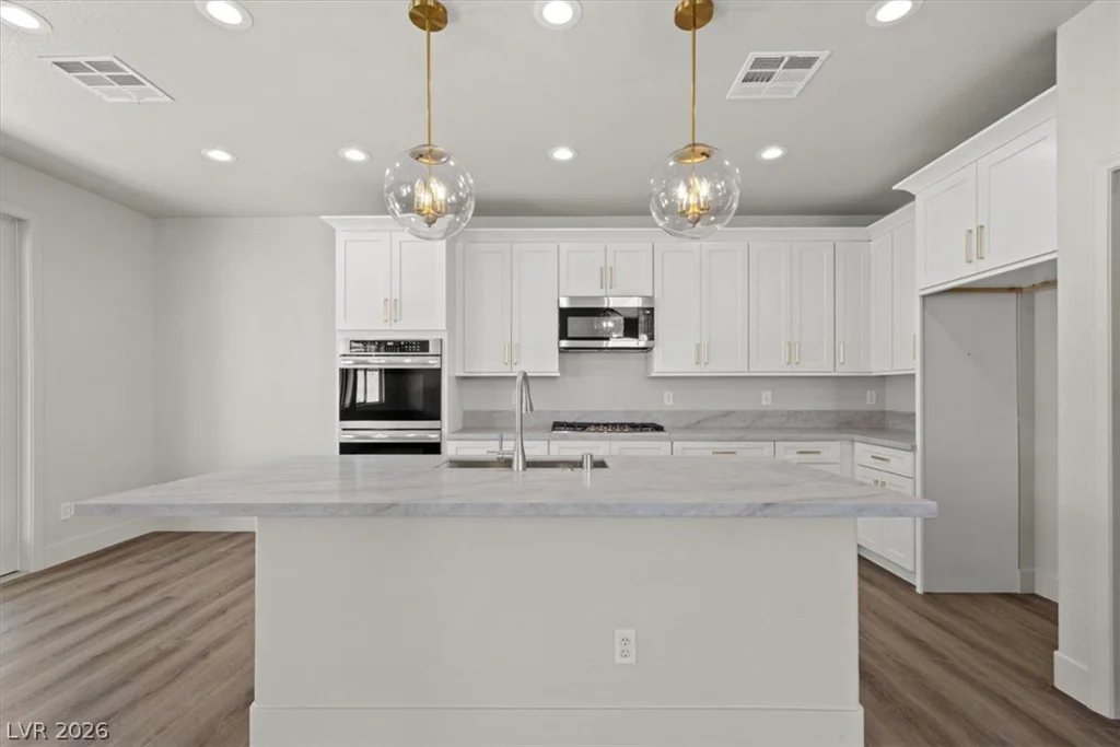 1874 Nature Park, North Las Vegas, NV 89084