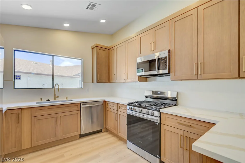 942 Anchor, Henderson, NV 89015