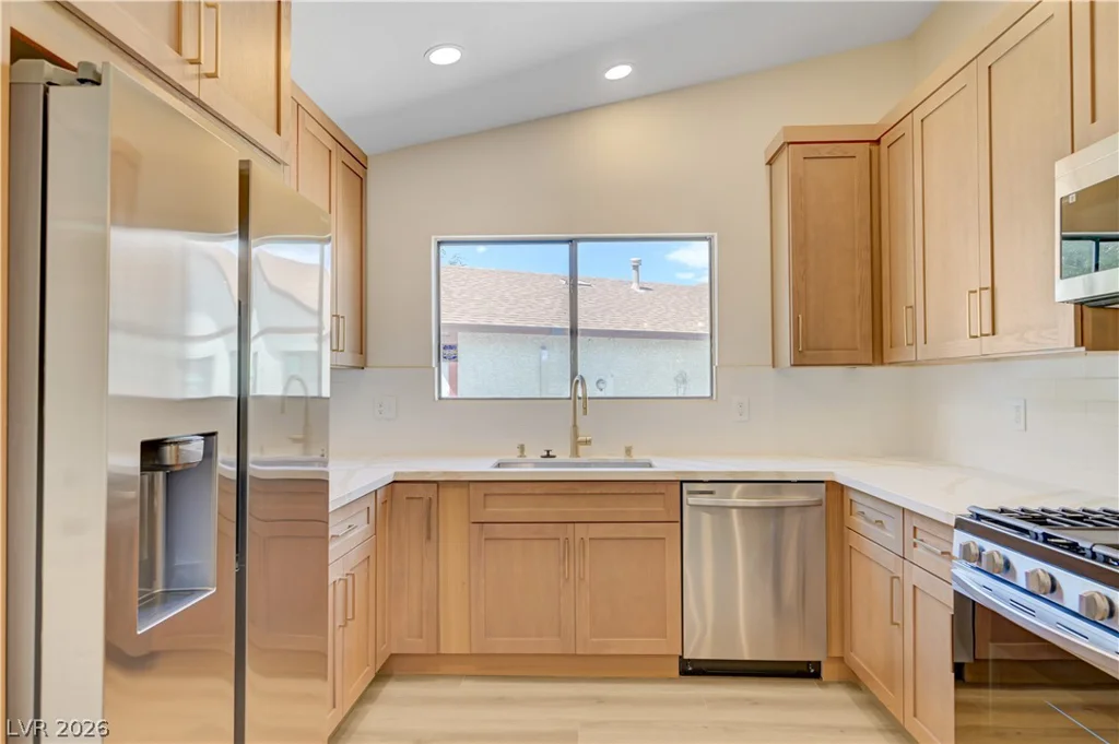 942 Anchor, Henderson, NV 89015
