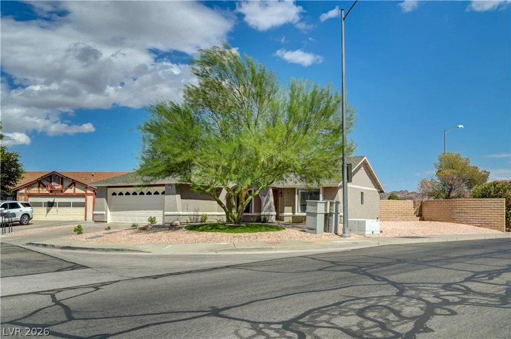 942 Anchor, Henderson, NV 89015