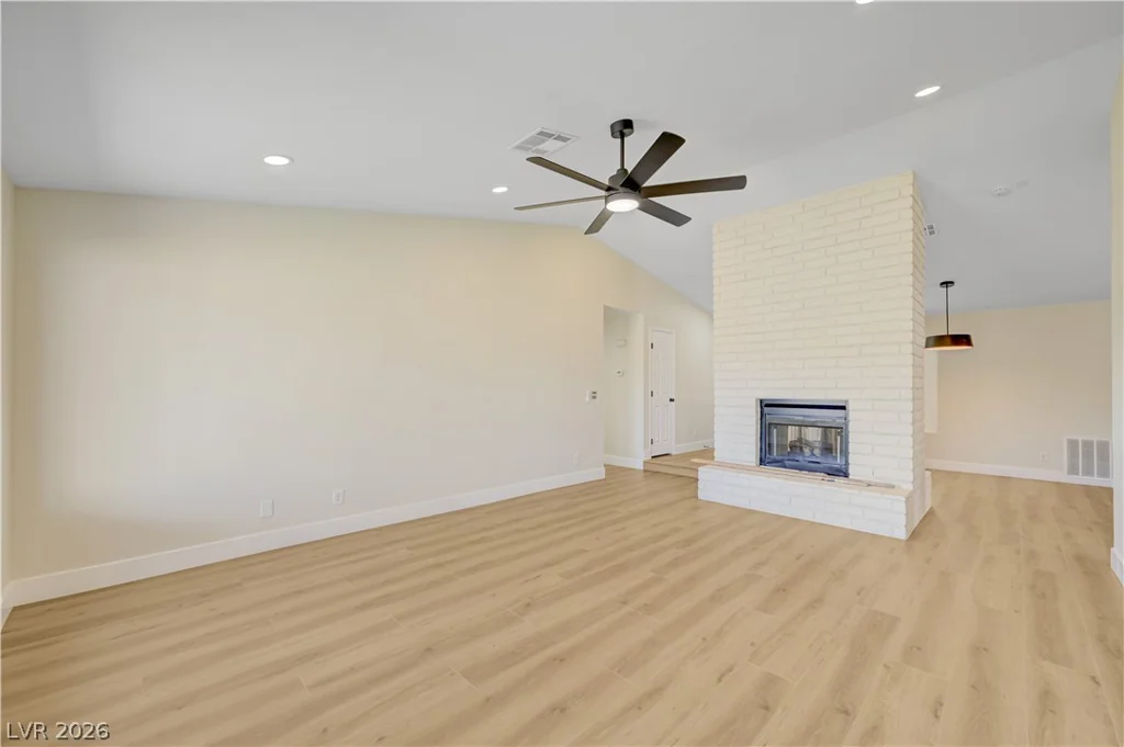 942 Anchor, Henderson, NV 89015